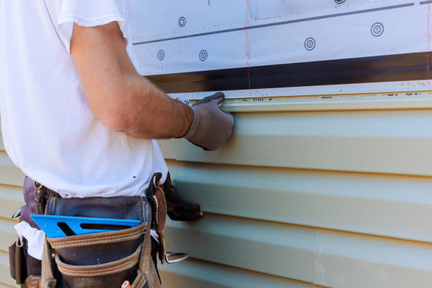 Trusted Storm Damage Siding Repair service in Dalzell, SC - Creative Siding